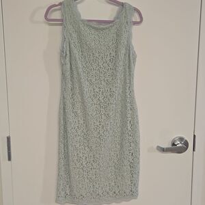 ADRIANA Papell Scalloped Lace Sheath Dress